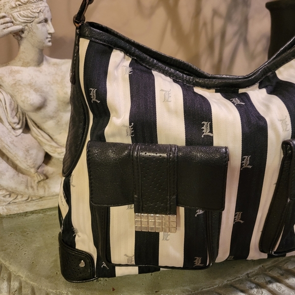 L.A.M.B. by Gwen Stefani Trenchtown Slouch Shoulder Bag Luxury Designer Bag #558 - Picture 5 of 17